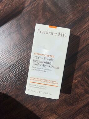 Perricone MD
Vitamin C Ester CCC + Ferulic Brightening Under-Eye Cream,
0.5 oz